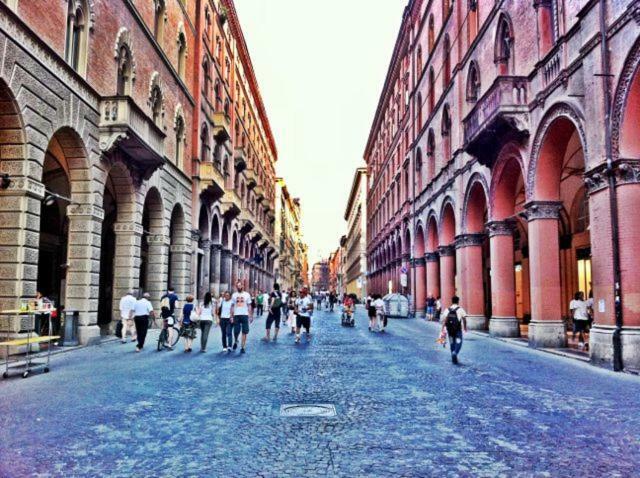 La Mansarda Della Musica Lägenhet Bologna Exteriör bild